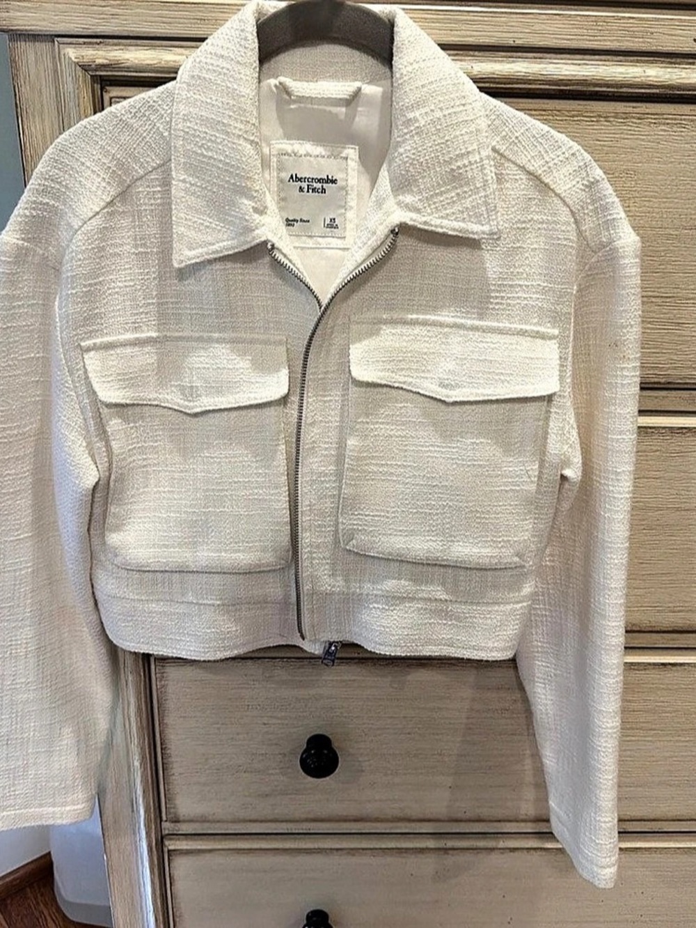 Abercrombie & Fitch White Textured Cropped Utility Jacket XS